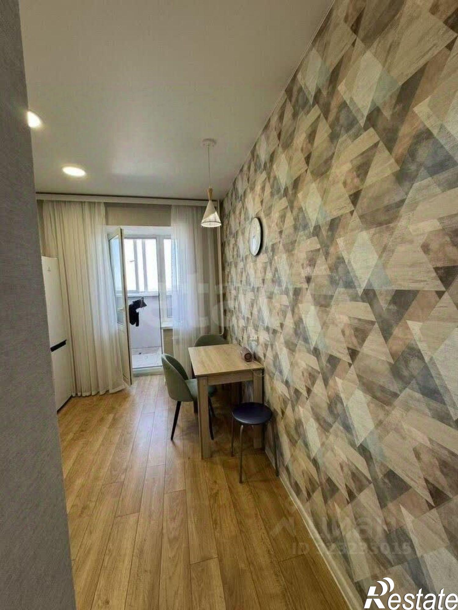 Купить квартиру за 6 300 000 рублей на проспект Карла Маркса, 295A