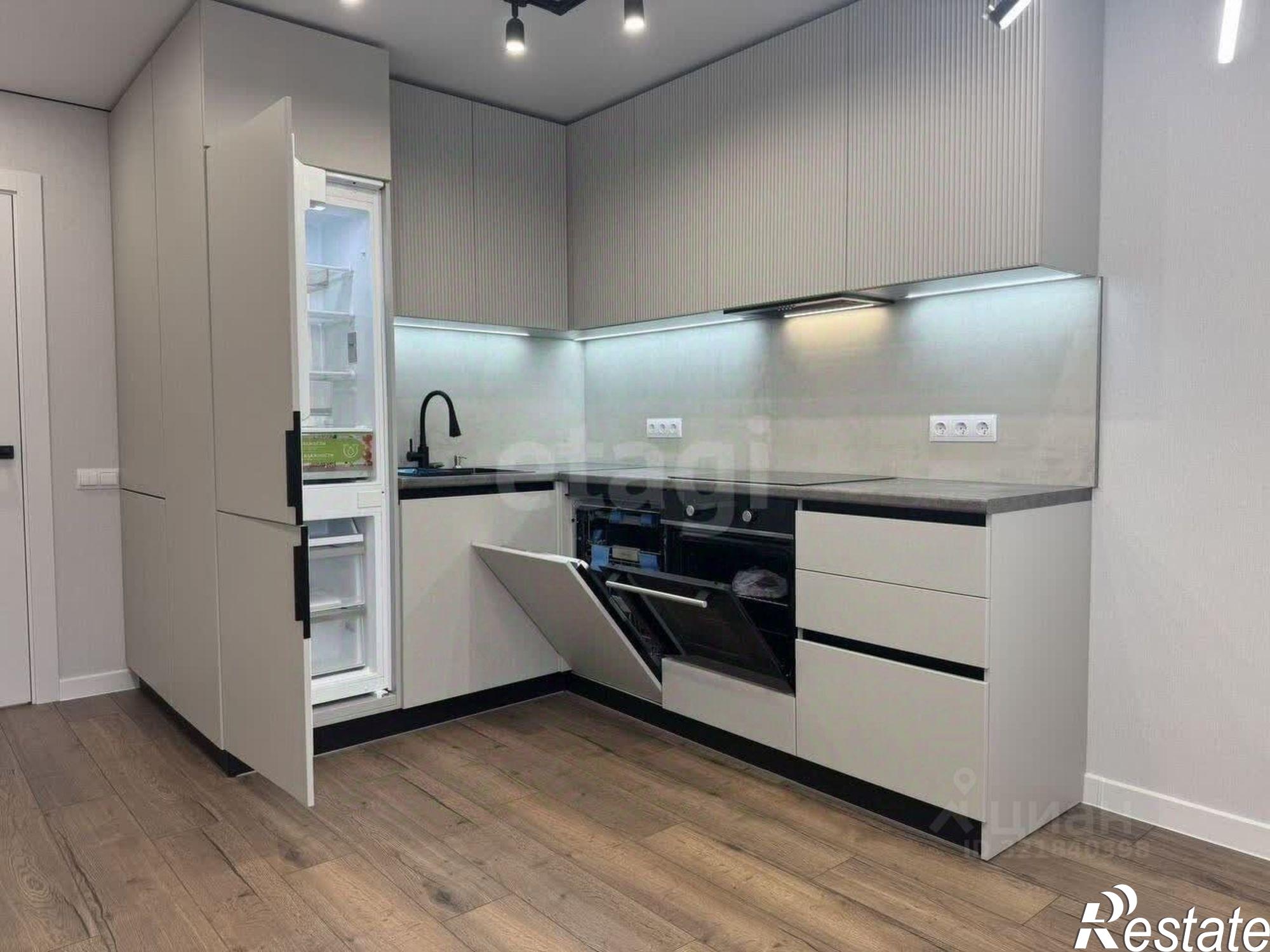 Купить квартиру за 10 785 000 рублей на Краснодонская улица, 8