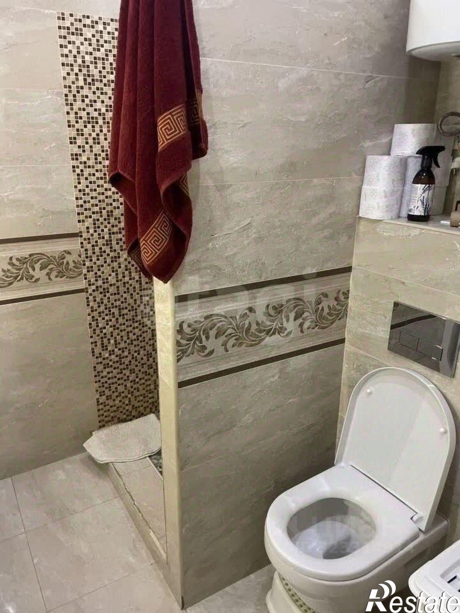 Купить квартиру за 12 300 000 рублей на просека 5-я, 131