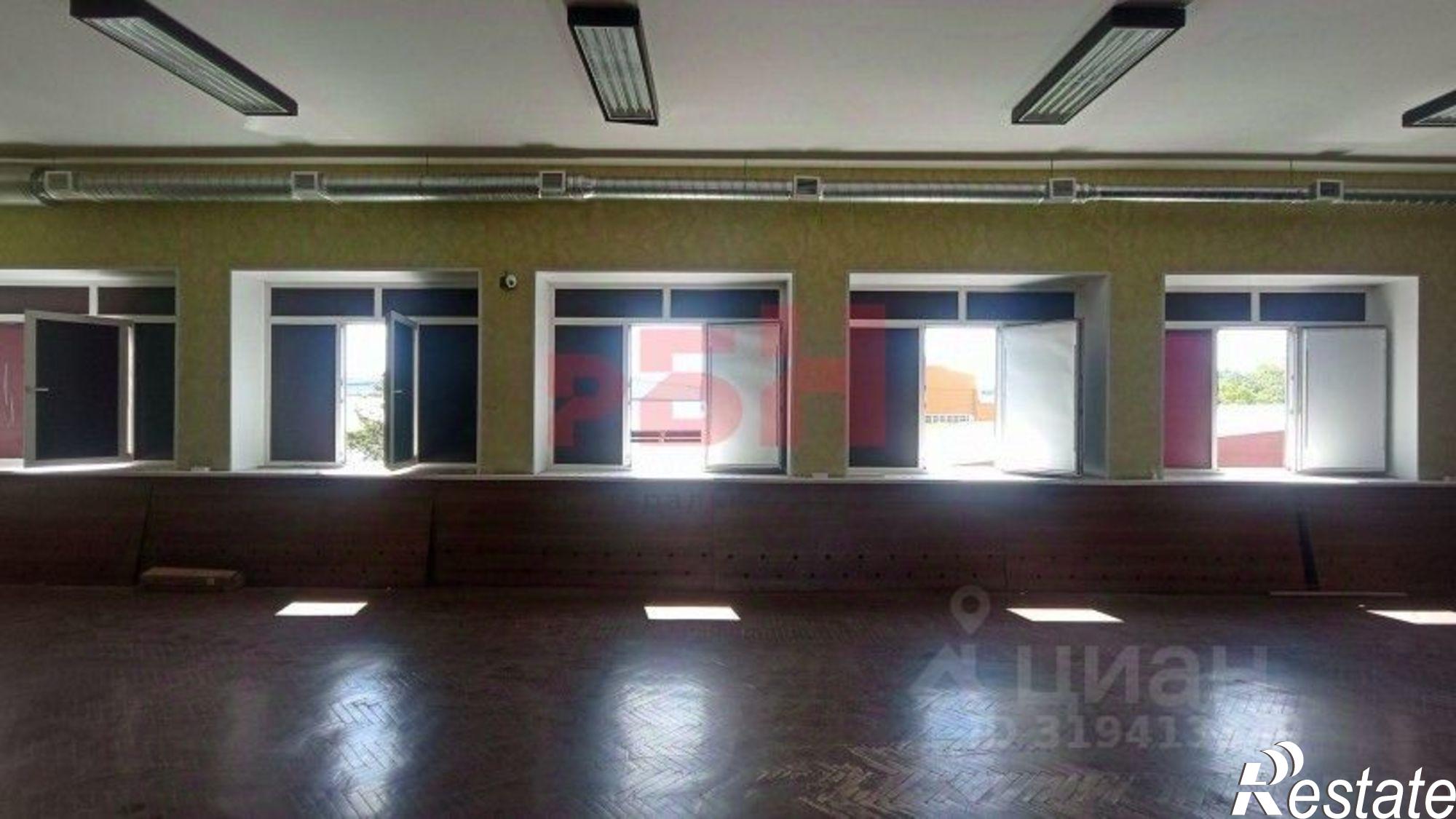 Купить помещение свободного назначения за 7 585 780 рублей на Заводское шоссе, 14 к7