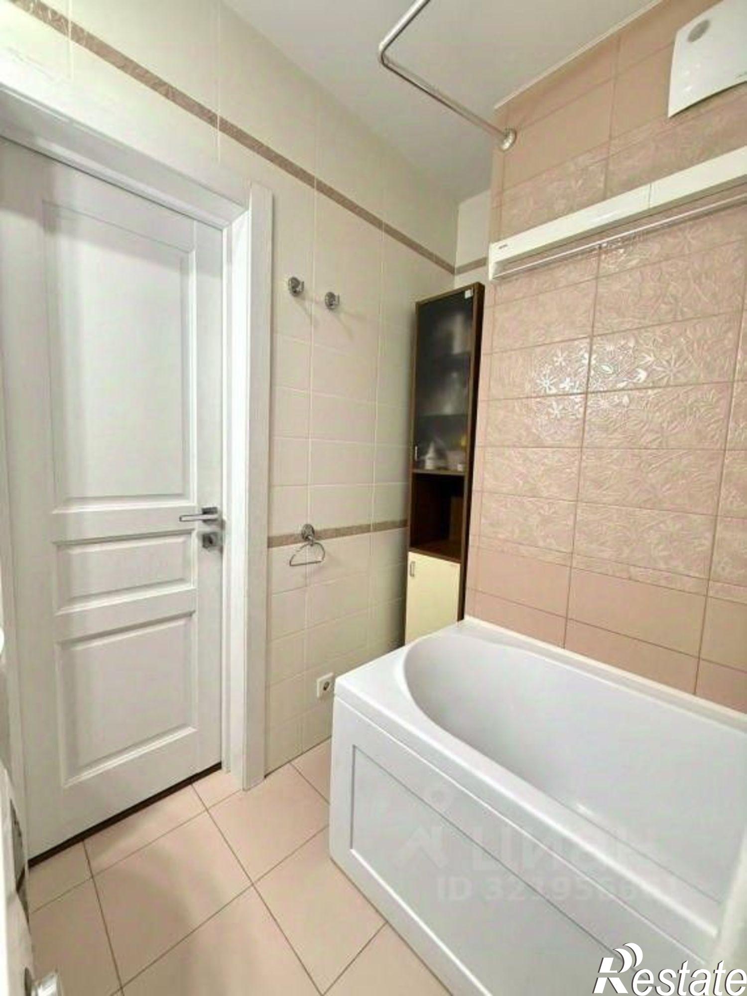 Купить квартиру за 8 149 000 рублей на проспект Карла Маркса, 200