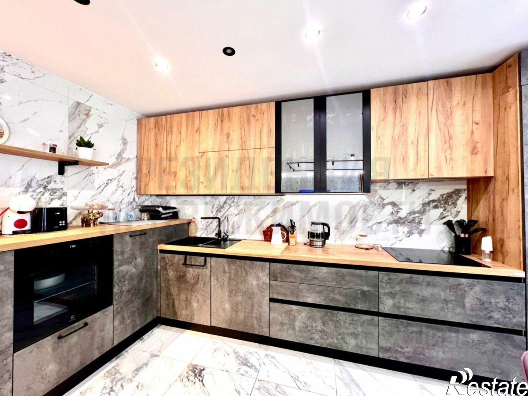 Купить квартиру за 24 500 000 рублей на Конноармейская улица, 17