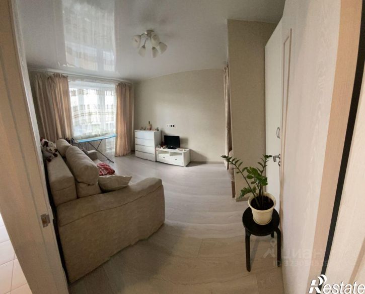 2-комн квартира 3-й кв-л, 11,  д. 11