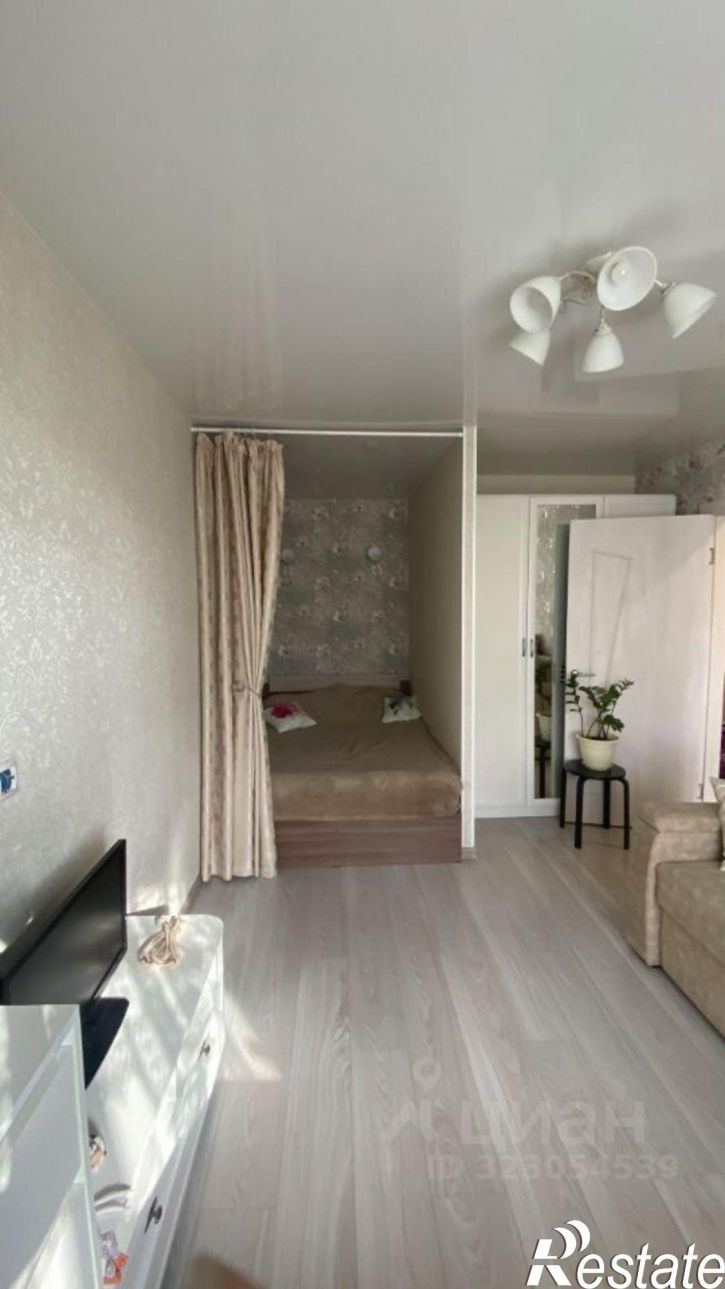 2-комн квартира 3-й кв-л, 11,  д. 11