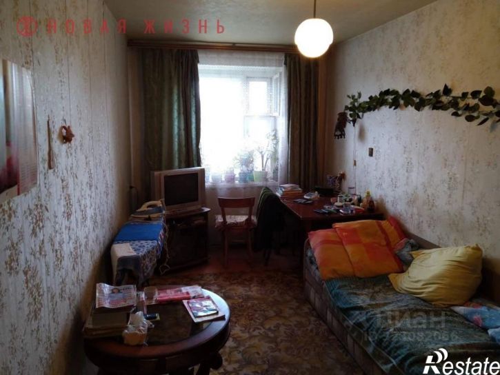 4-комн квартира улица Советской Армии, 127,  д. 127