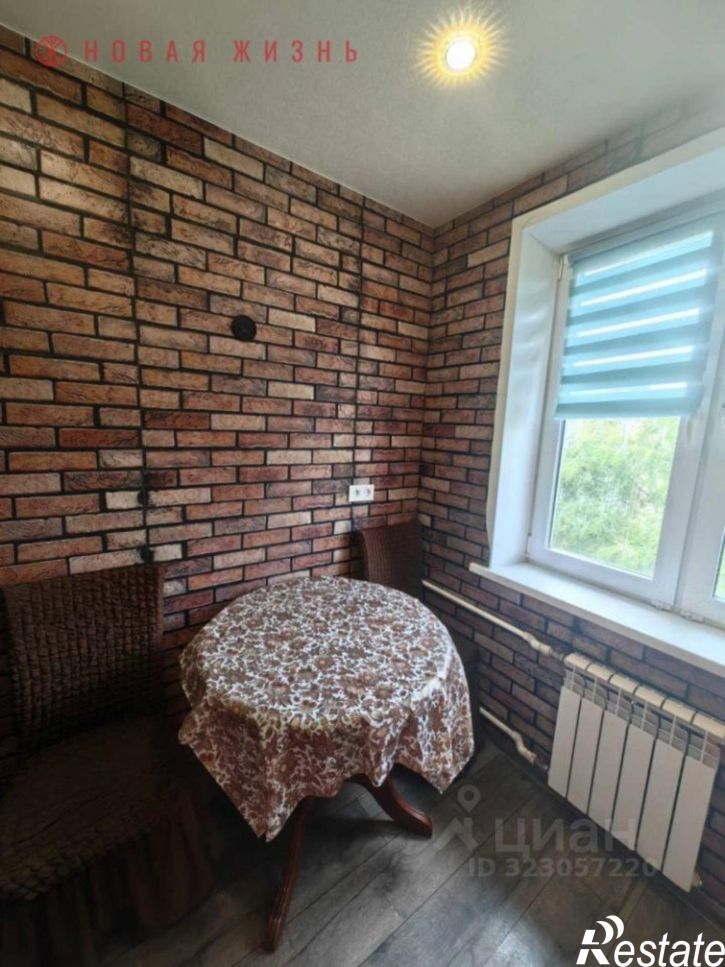 3-комн квартира ул Бакинская, 40,  д. 40