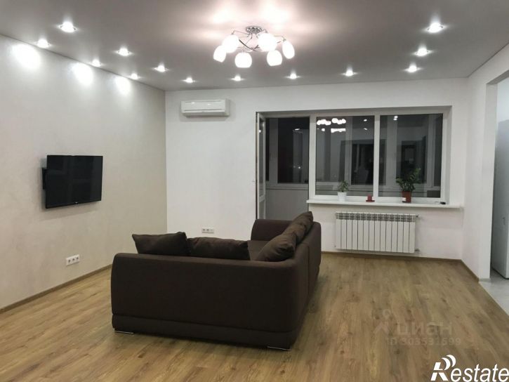 2-комн квартира Революционная улица, 128,  д. 128