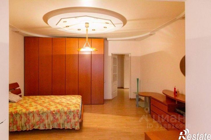 3-комн квартира Арцыбушевская улица, 40,  д. 40