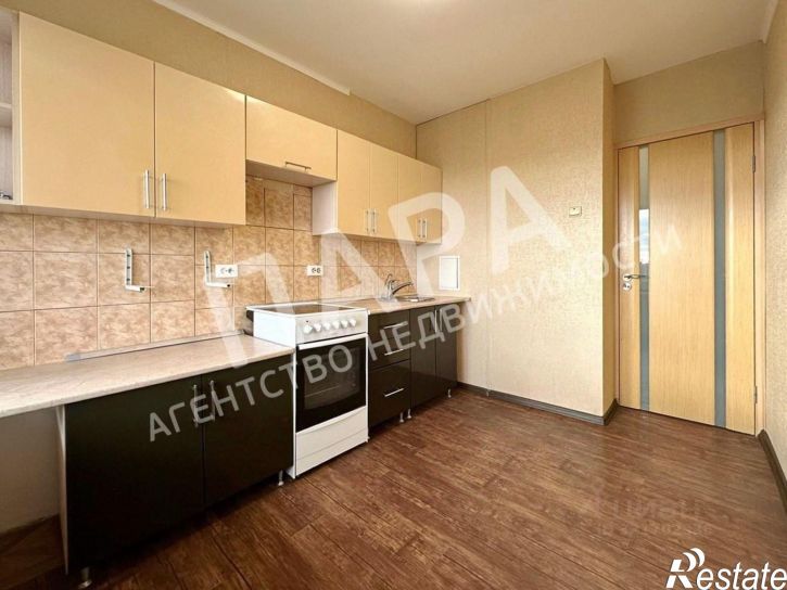 2-комн квартира улица Осипенко, 32,  д. 32