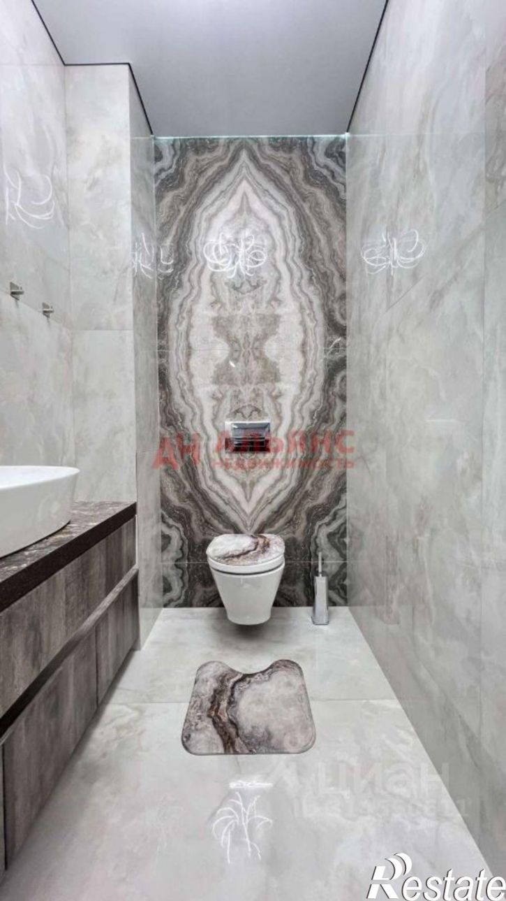 3-комн квартира улица Виталия Талабаева, 2,  д. 2