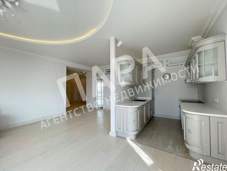 6-комн квартира 3-я просека, 250,  д. 250