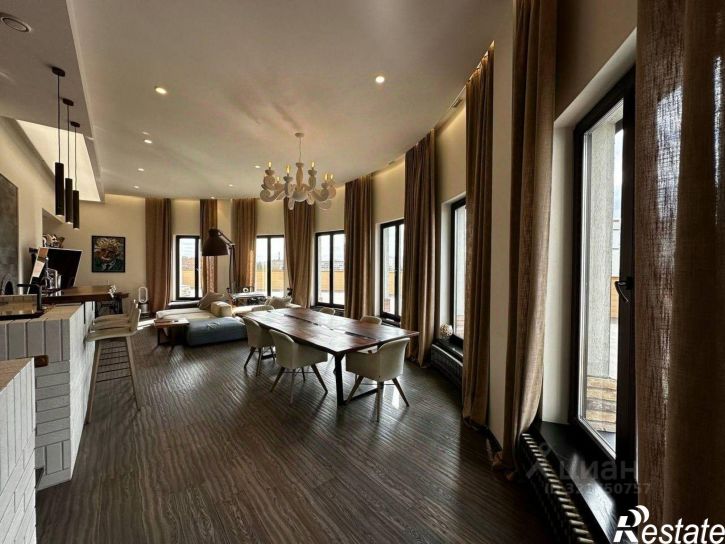 3-комн квартира улица Чкалова, 72,  д. 72