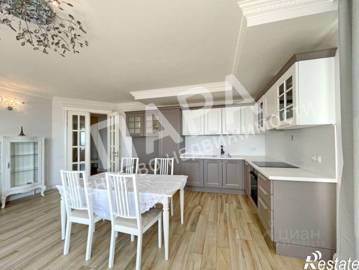 6-комн квартира 3-я просека, 250,  д. 250