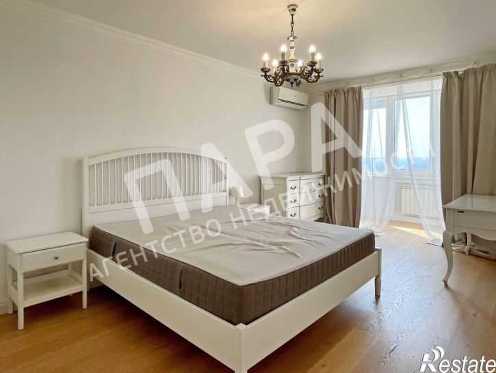 6-комн квартира 3-я просека, 250,  д. 250