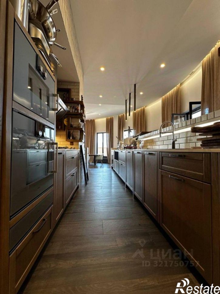 3-комн квартира улица Чкалова, 72,  д. 72