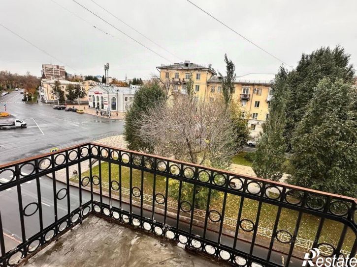 Комната пр-кт Металлургов, 77,  д. 77