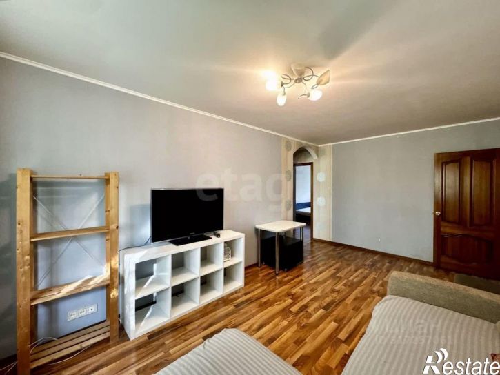 3-комн квартира улица Советской Армии, 160,  д. 160