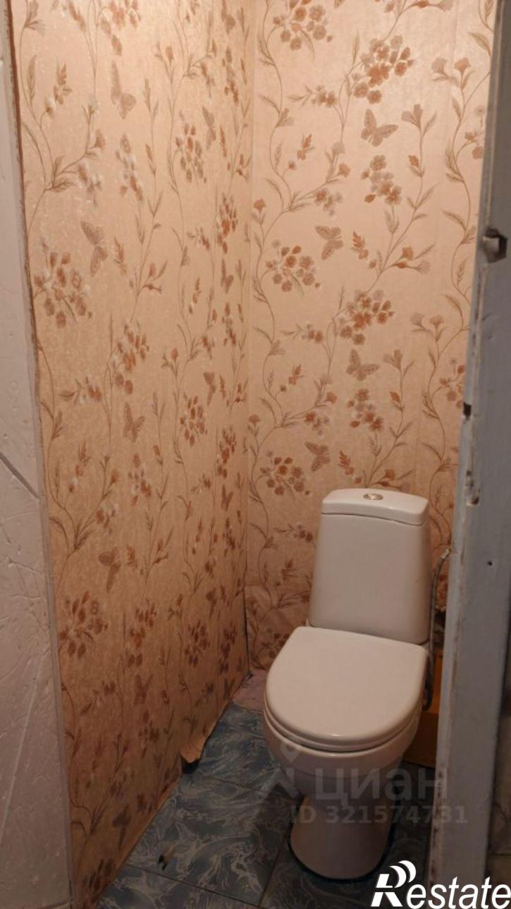 3-комн квартира 11-й кв-л, 1,  д. 1