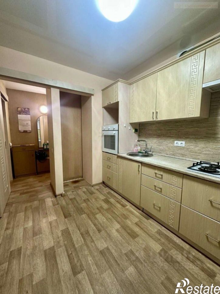 2-комн квартира ул Запорожская, 37,  д. 37