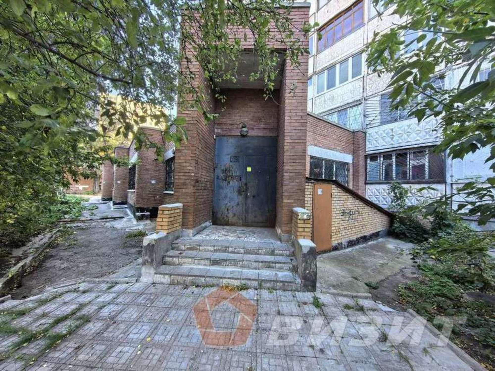 Сдать торговое помещение за 185 000 рублей на Бобруйская улица, 89