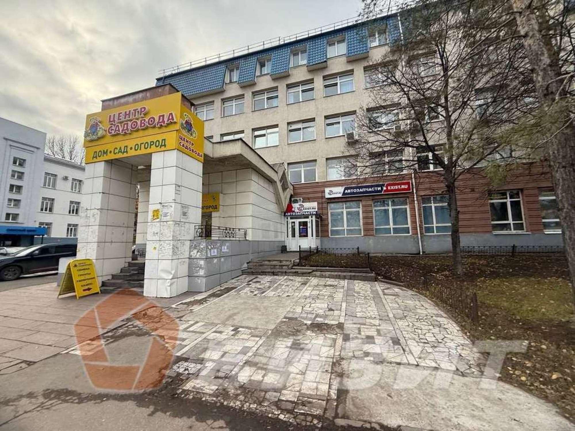 Сдать торговое помещение за 230 000 рублей на Авроры улица, 110