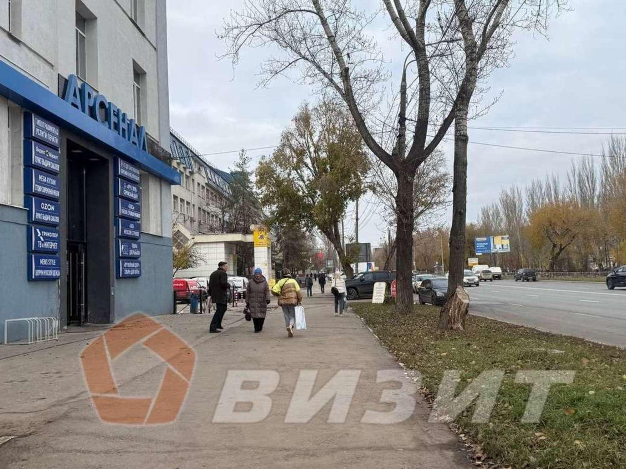 Сдать торговое помещение за 230 000 рублей на Авроры улица, 110