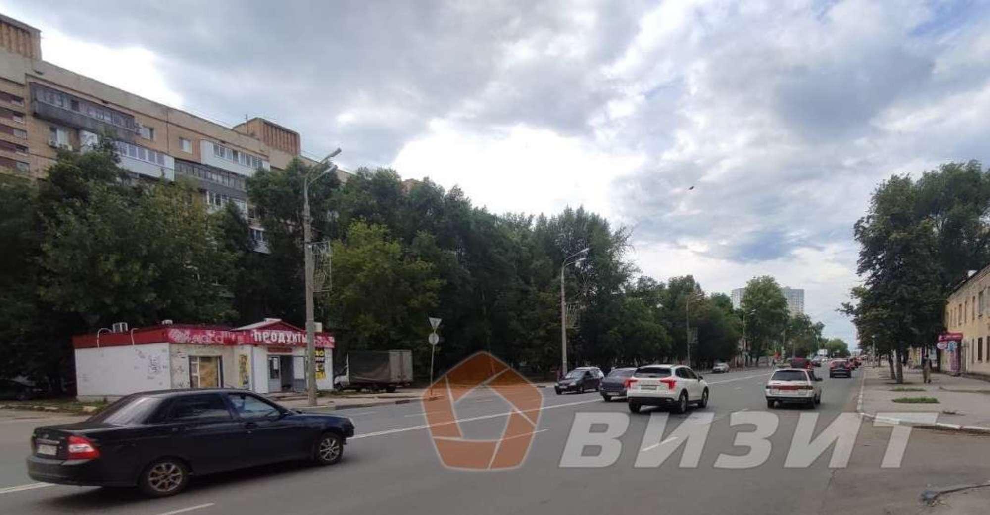 Купить торговое помещение за 8 200 000 рублей на Авроры улица, 165