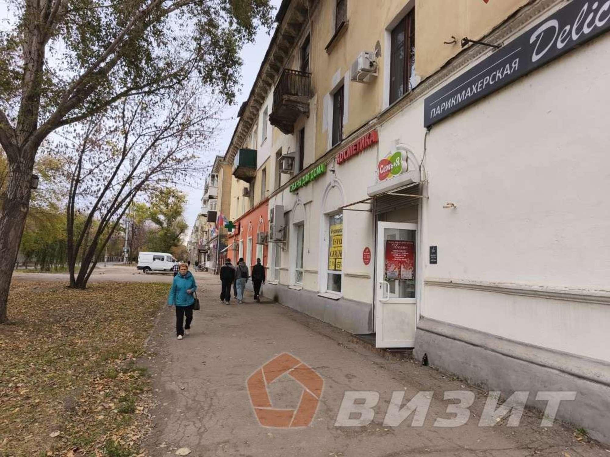 Сдать торговое помещение за 72 600 рублей на Фасадная улица, 11