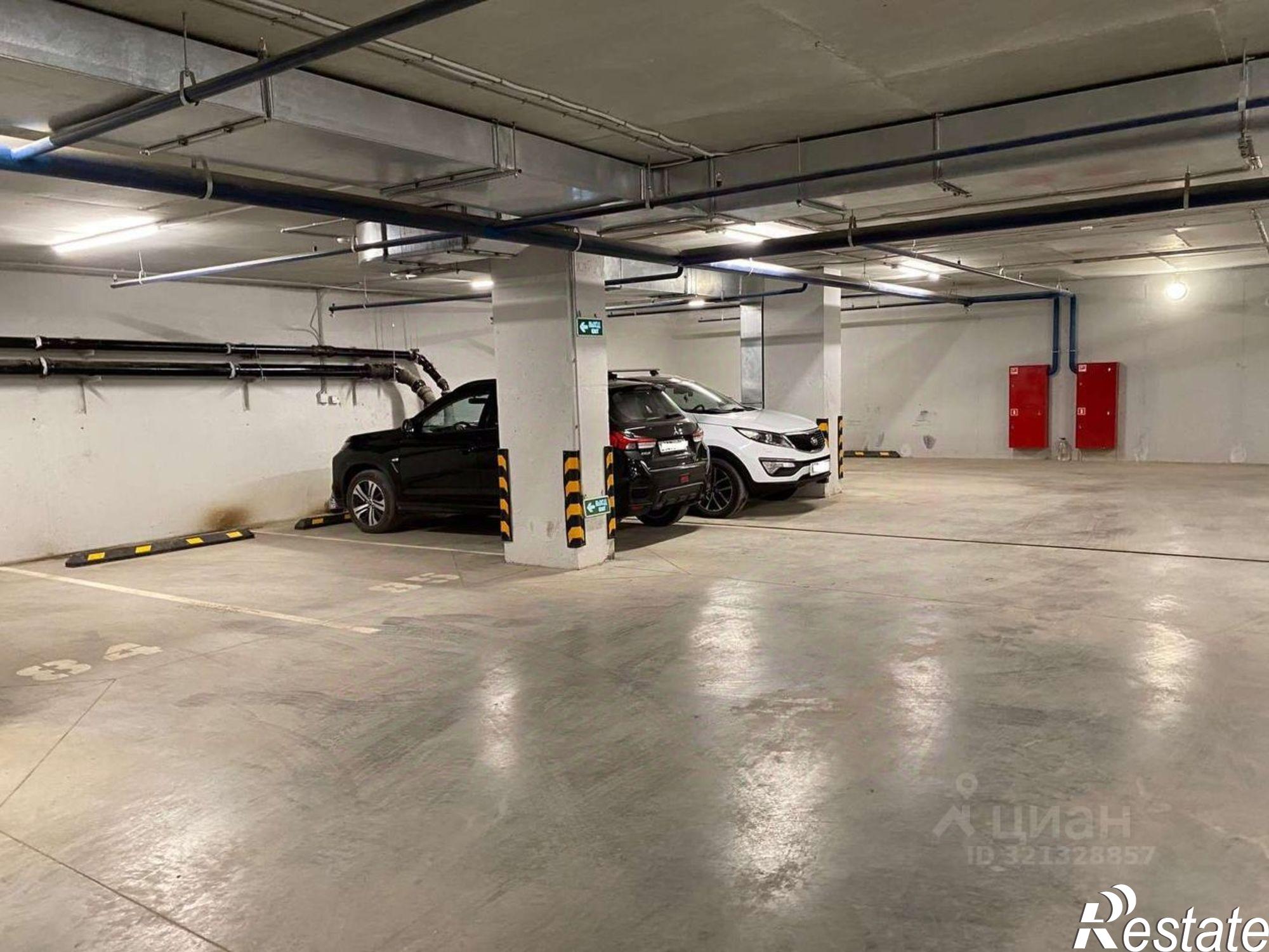 Купить гараж, место в паркинге за 1 747 700 рублей на ул Мичурина, 15В