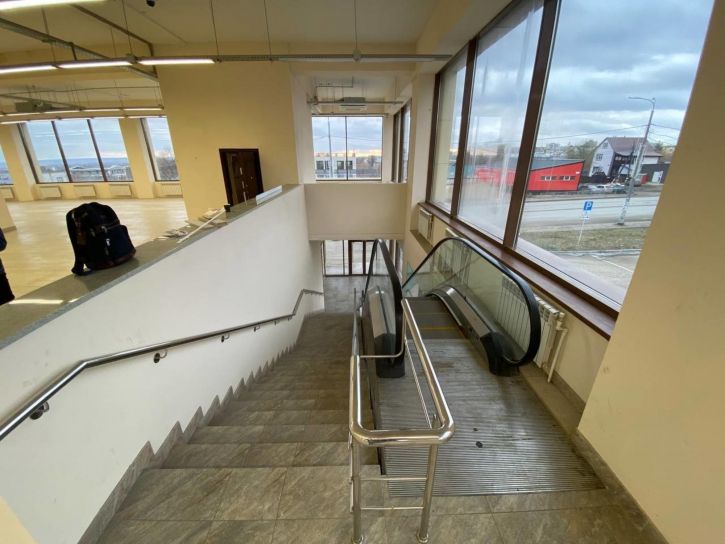 Торговое помещение Дыбенко улица, 94