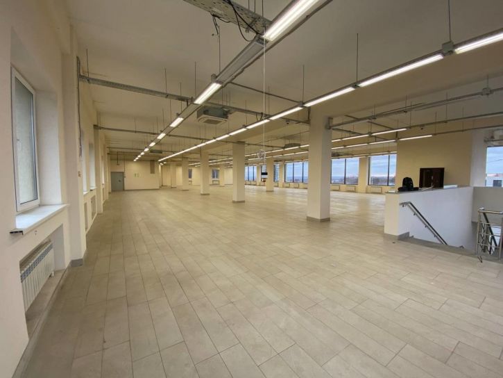 Торговое помещение Дыбенко улица, 94