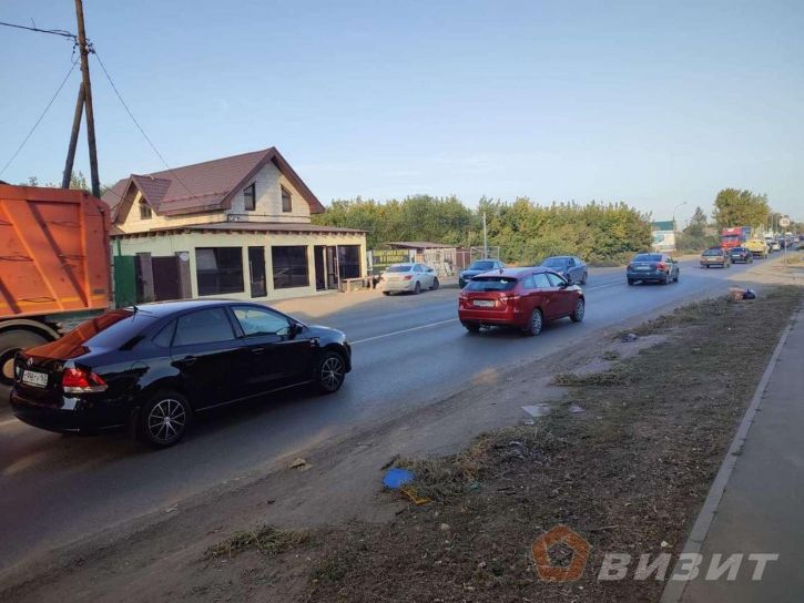 Торговое помещение Чекистов улица, 82