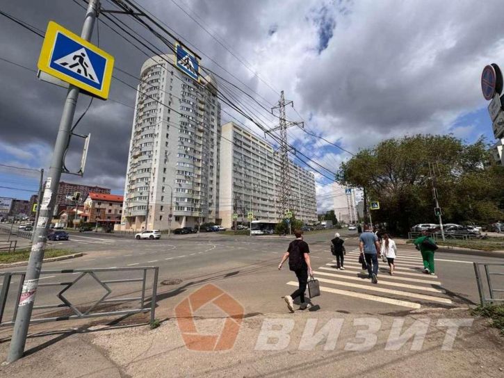 Торговое помещение Советской Армии улица, 91