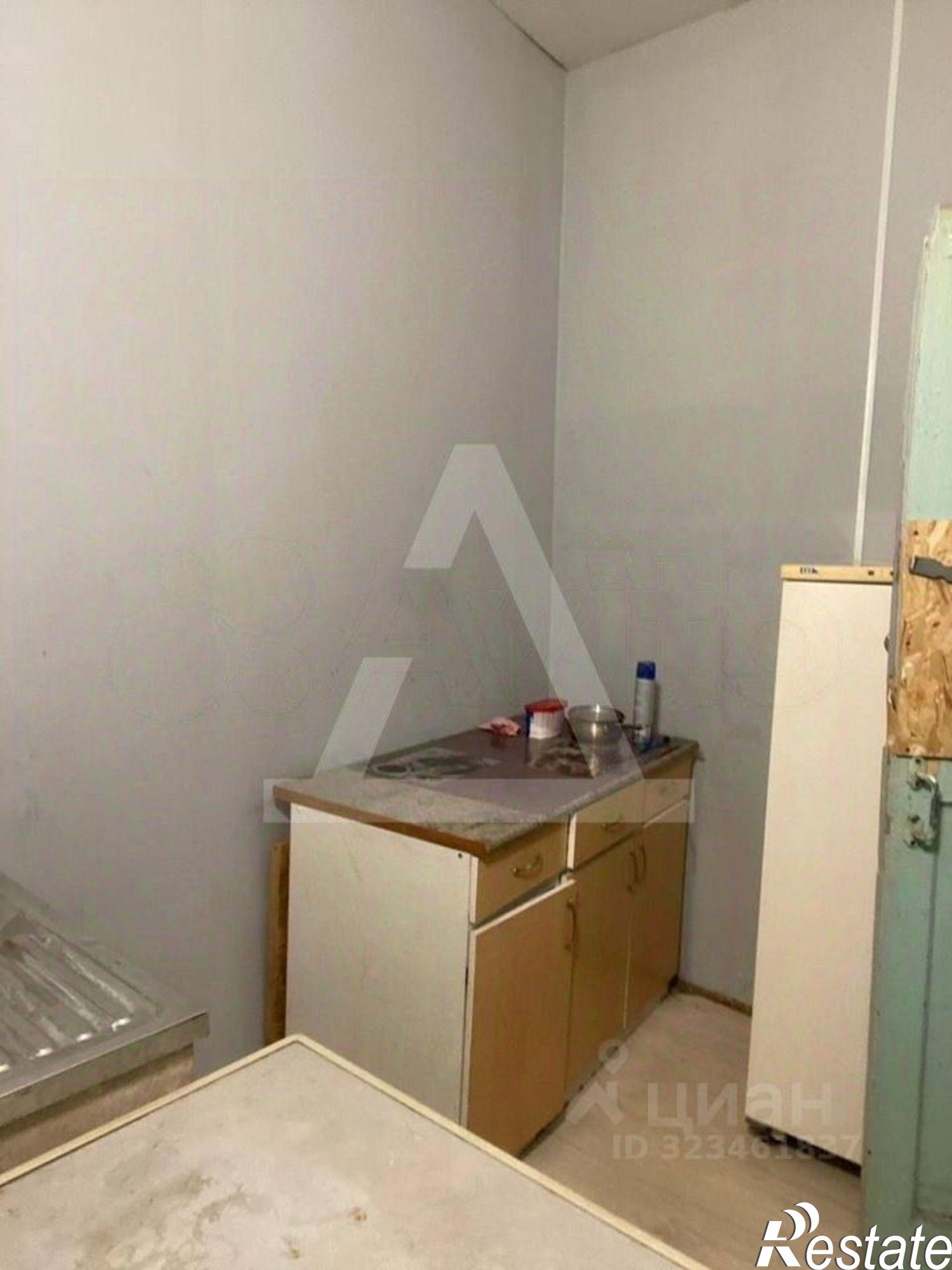 Сдать квартиру за 25 000 рублей на площадь Революции, 79