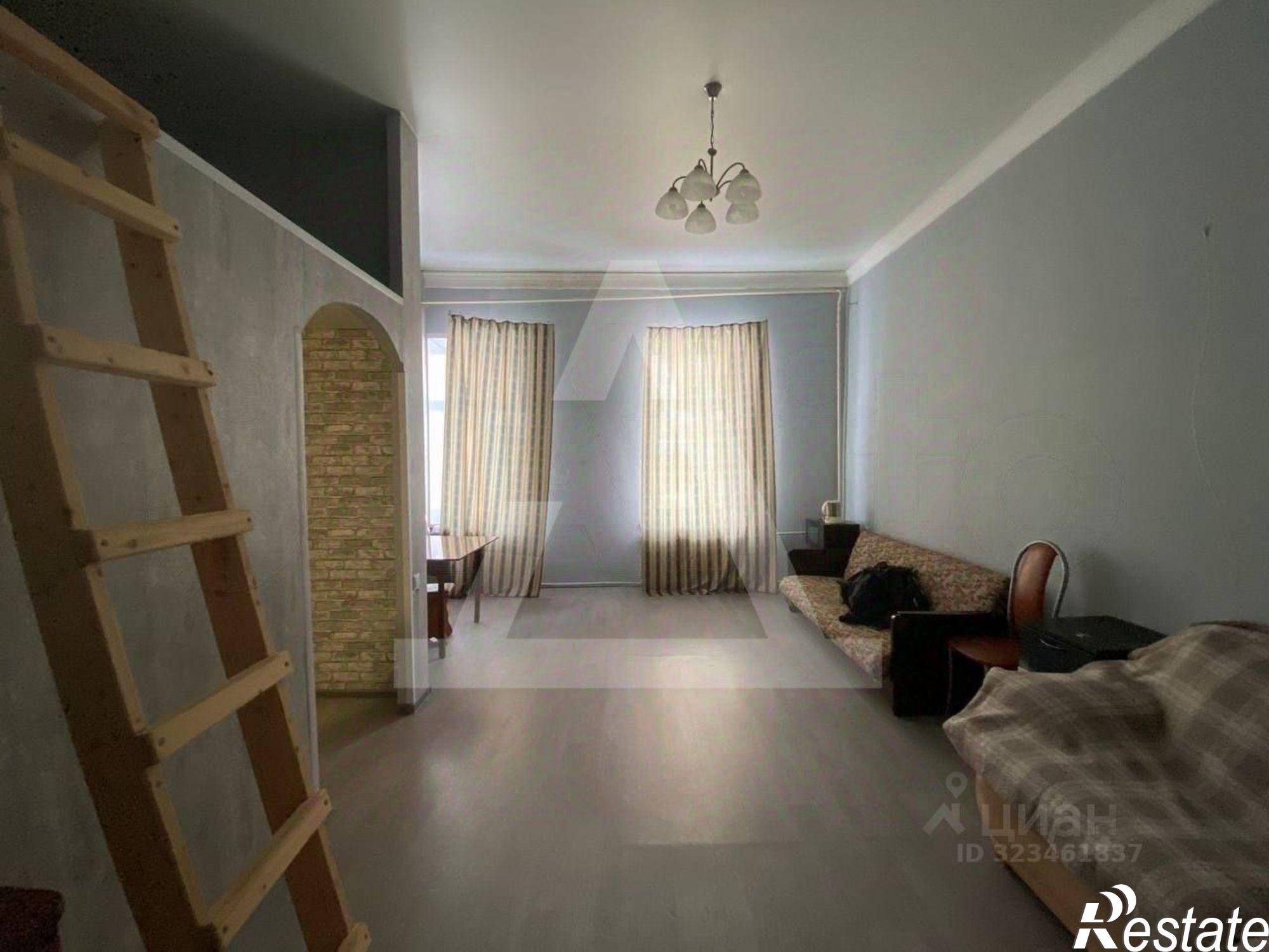 Сдать квартиру за 25 000 рублей на площадь Революции, 79