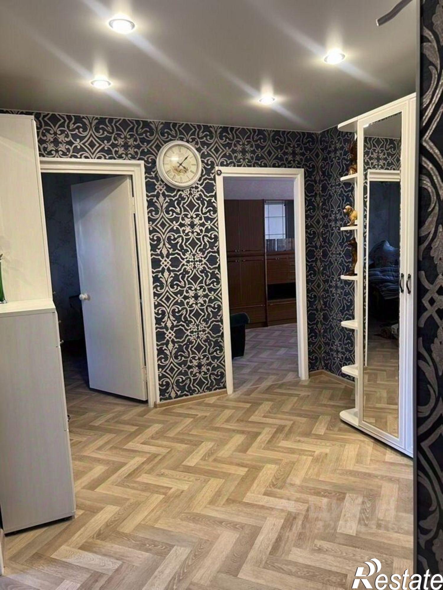 Сдать квартиру за 36 000 рублей на Батайская улица, 1