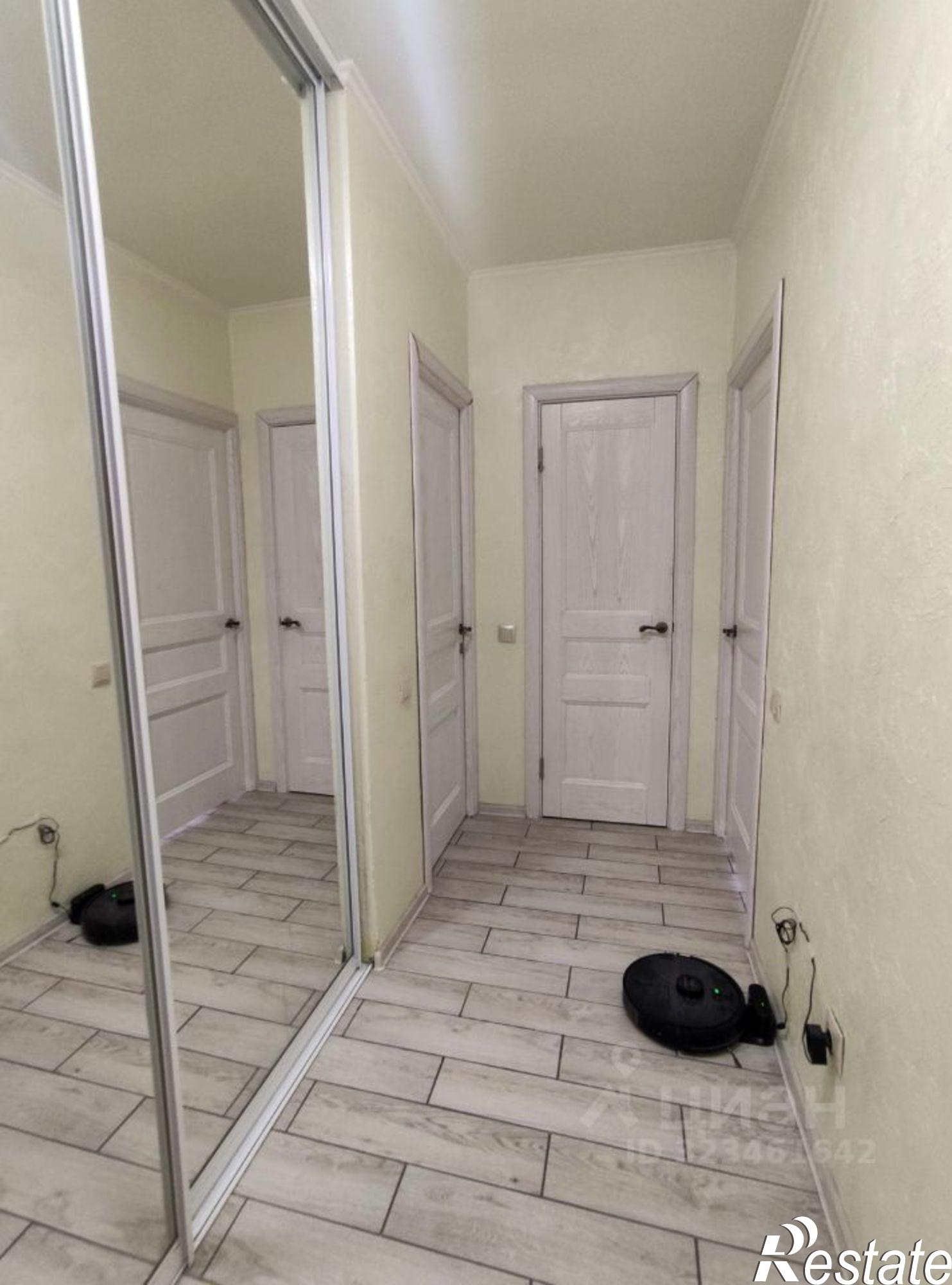 Купить квартиру за 14 700 000 рублей на Рабочая улица, 43