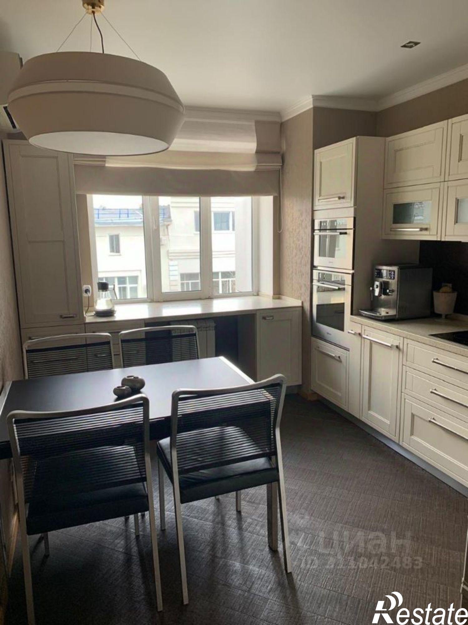 Сдать квартиру за 140 000 рублей на ул Садовая, 337