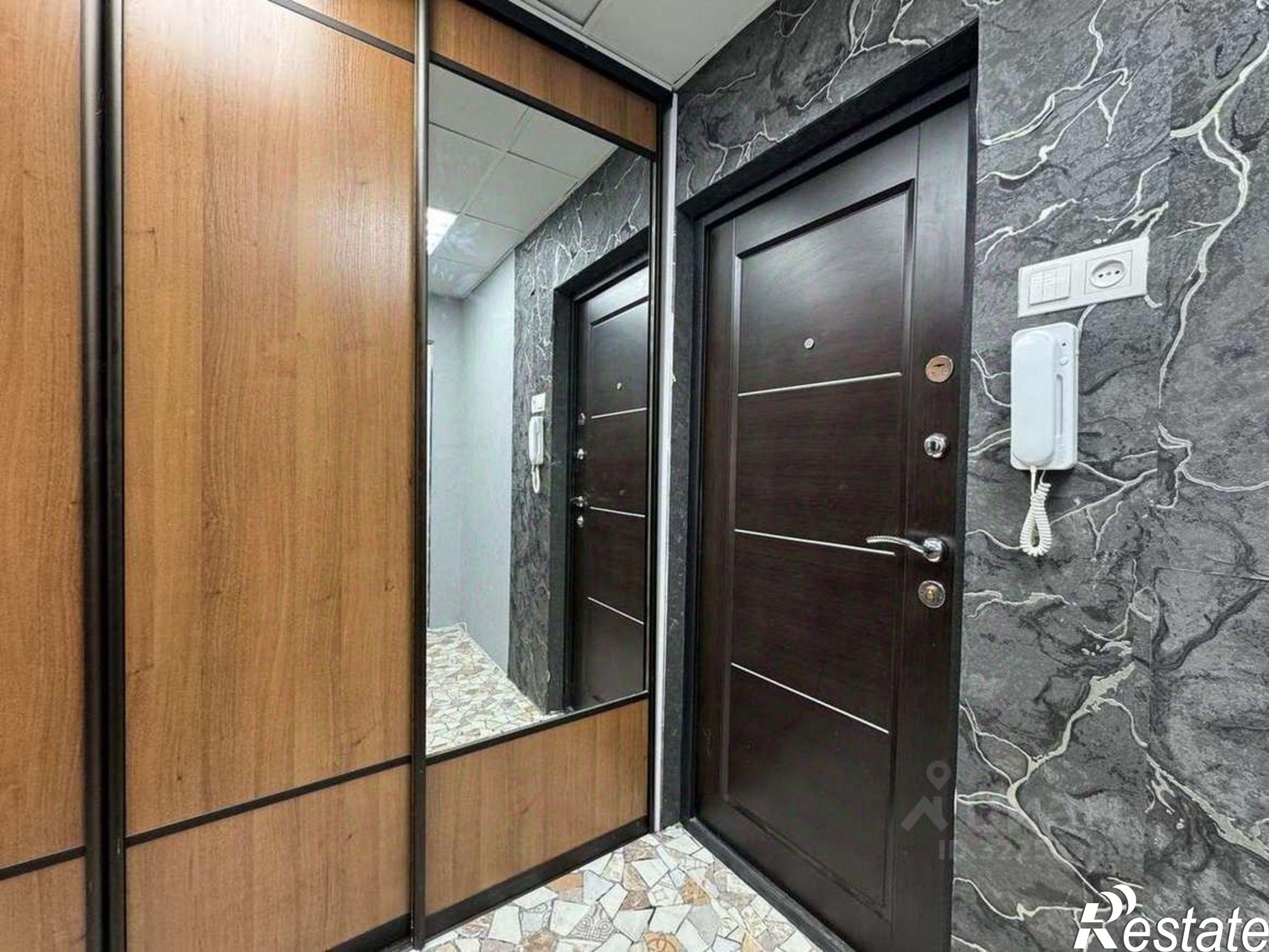 Купить квартиру за 2 600 000 рублей на Ново-Молодежный пер, 18