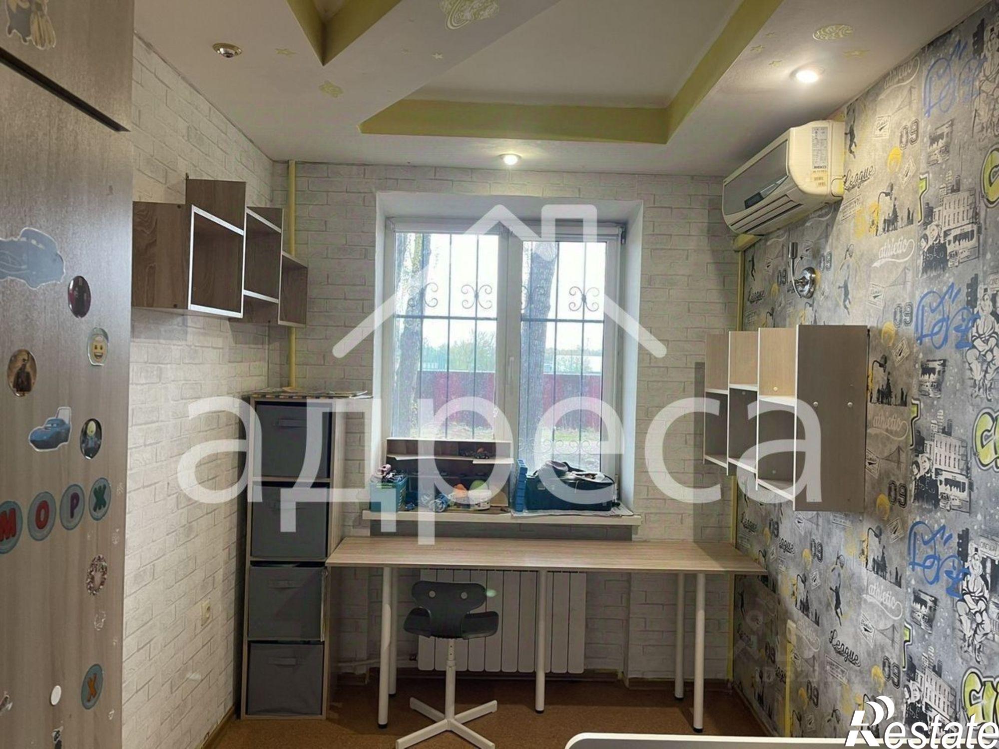 Купить квартиру за 4 150 000 рублей на ул Красных Коммунаров, 12