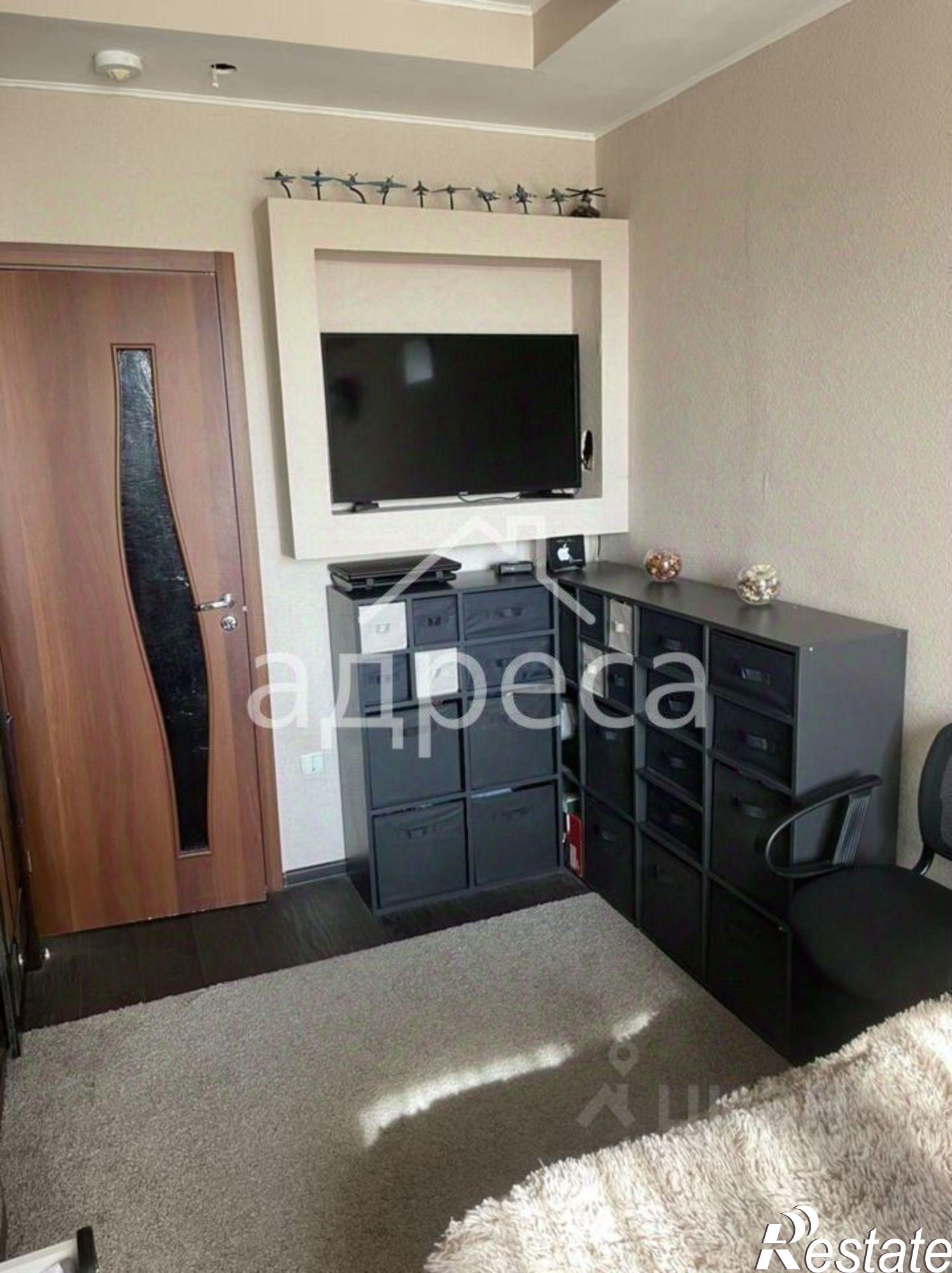 Купить квартиру за 4 150 000 рублей на ул Красных Коммунаров, 12