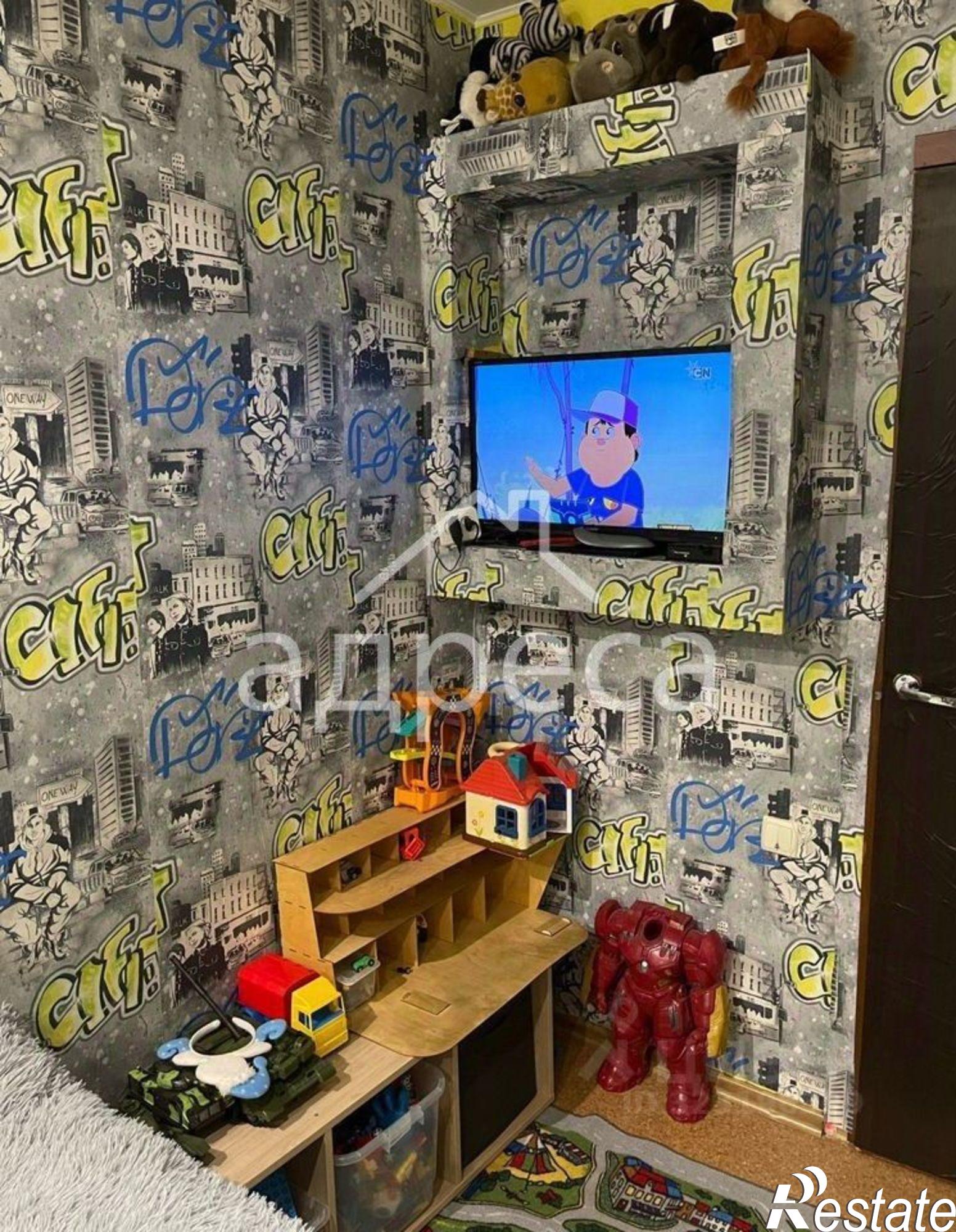 Купить квартиру за 4 150 000 рублей на ул Красных Коммунаров, 12