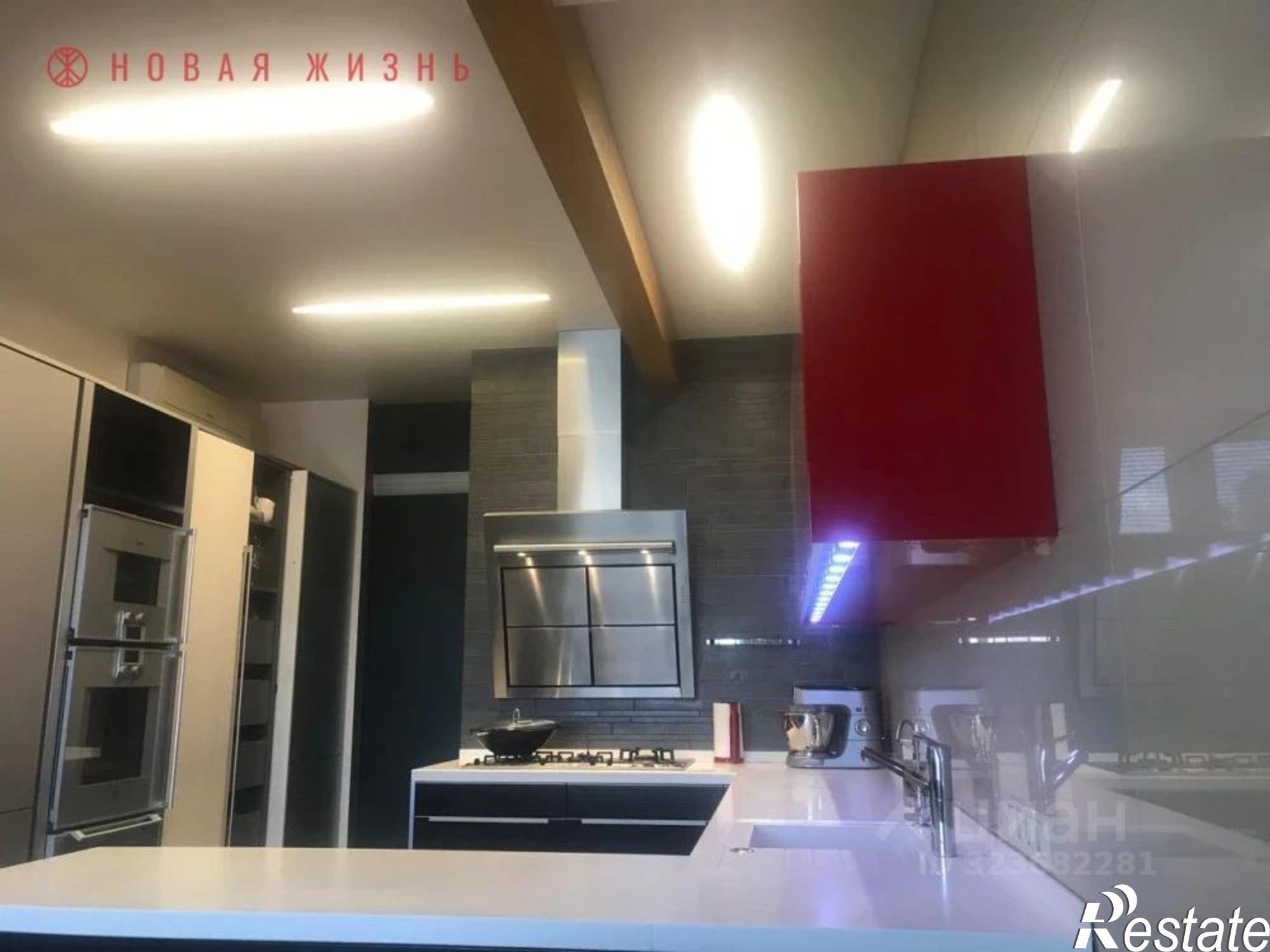 Купить квартиру за 46 000 000 рублей на Молодогвардейская улица, 180