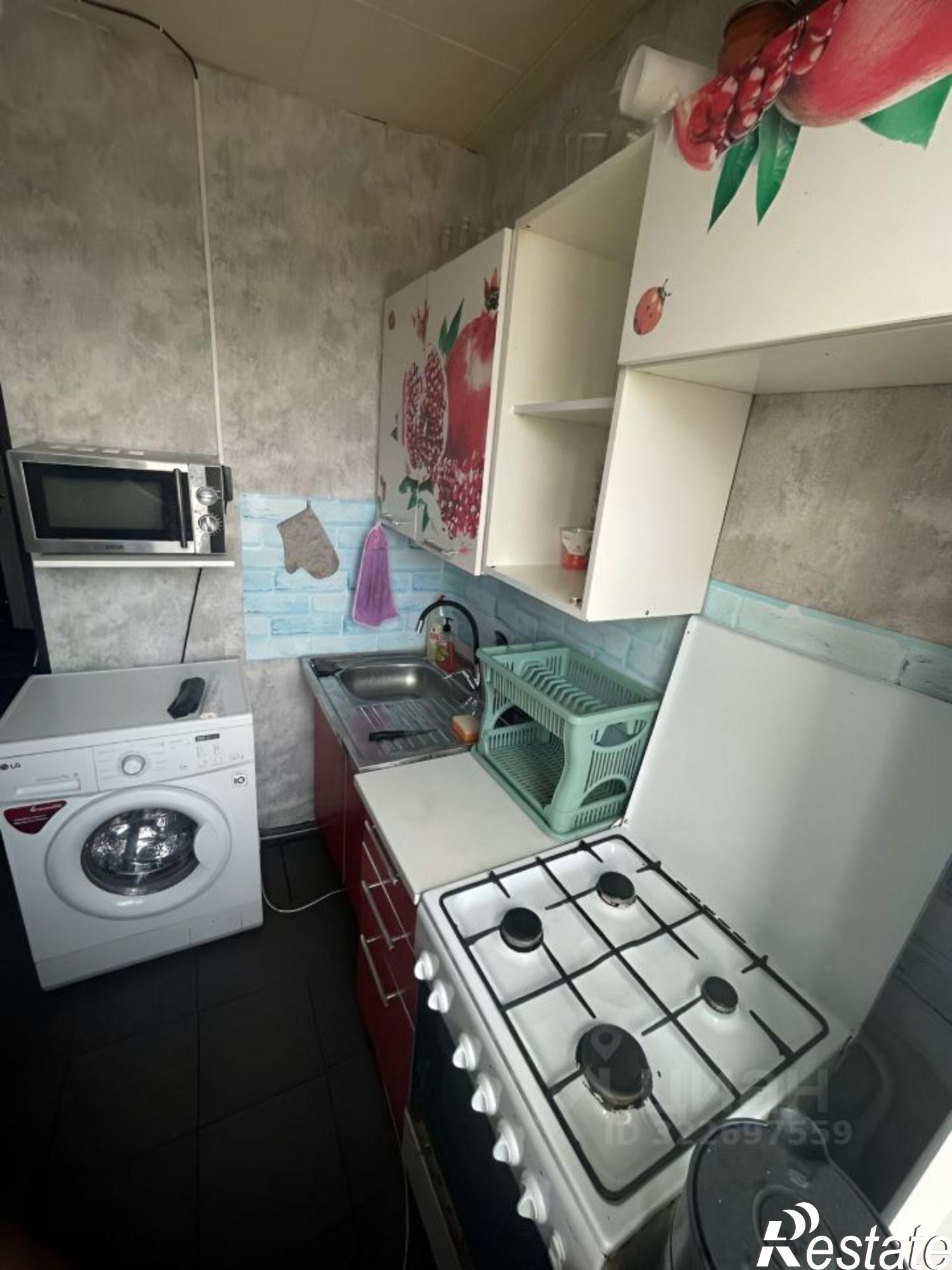 Купить квартиру за 2 000 000 рублей на ул Калининградская, 3