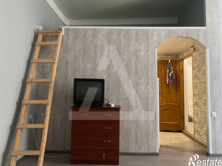 1-комн квартира площадь Революции, 79,  д. 79