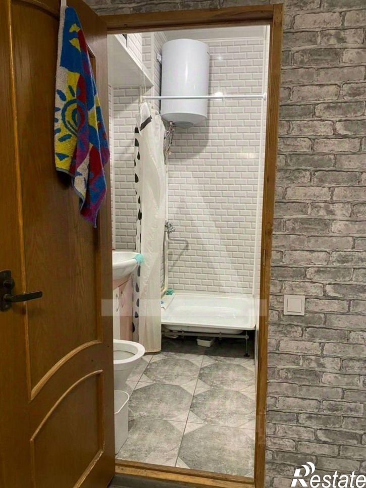 1-комн квартира площадь Революции, 79,  д. 79