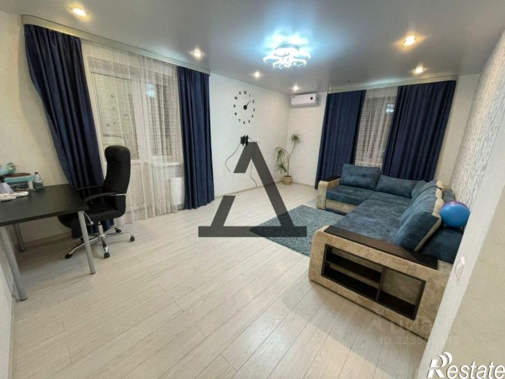 3-комн квартира б-р Засамарская слобода, 1,  д. 1