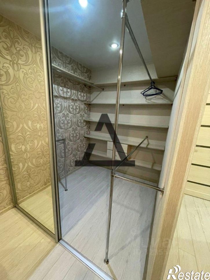 3-комн квартира б-р Засамарская слобода, 1,  д. 1