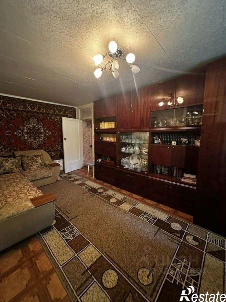 3-комн квартира улица Авроры, 108,  д. 108