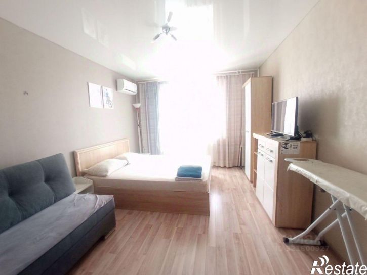 2-комн квартира улица Советской Армии, 120,  д. 120